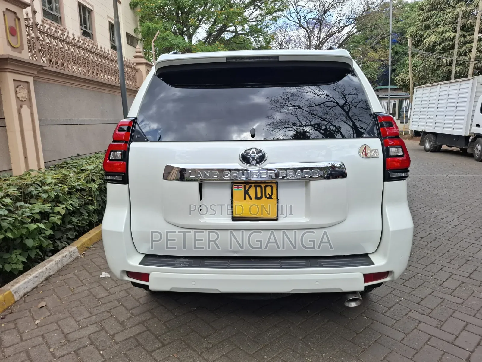 Toyota Land Cruiser Prado 2.8 2018 White