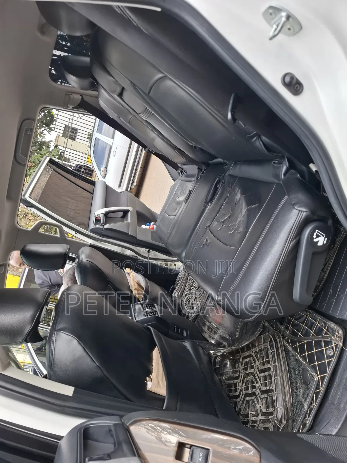 Toyota Land Cruiser Prado 2.8 2018 White