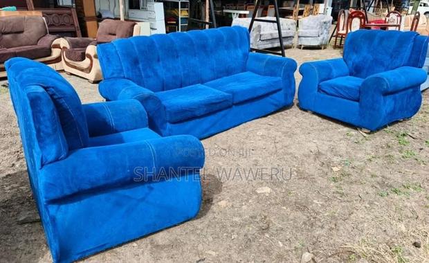Blue 5 Seater at - main view