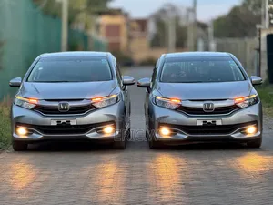 Honda Shuttle 2019 Gray