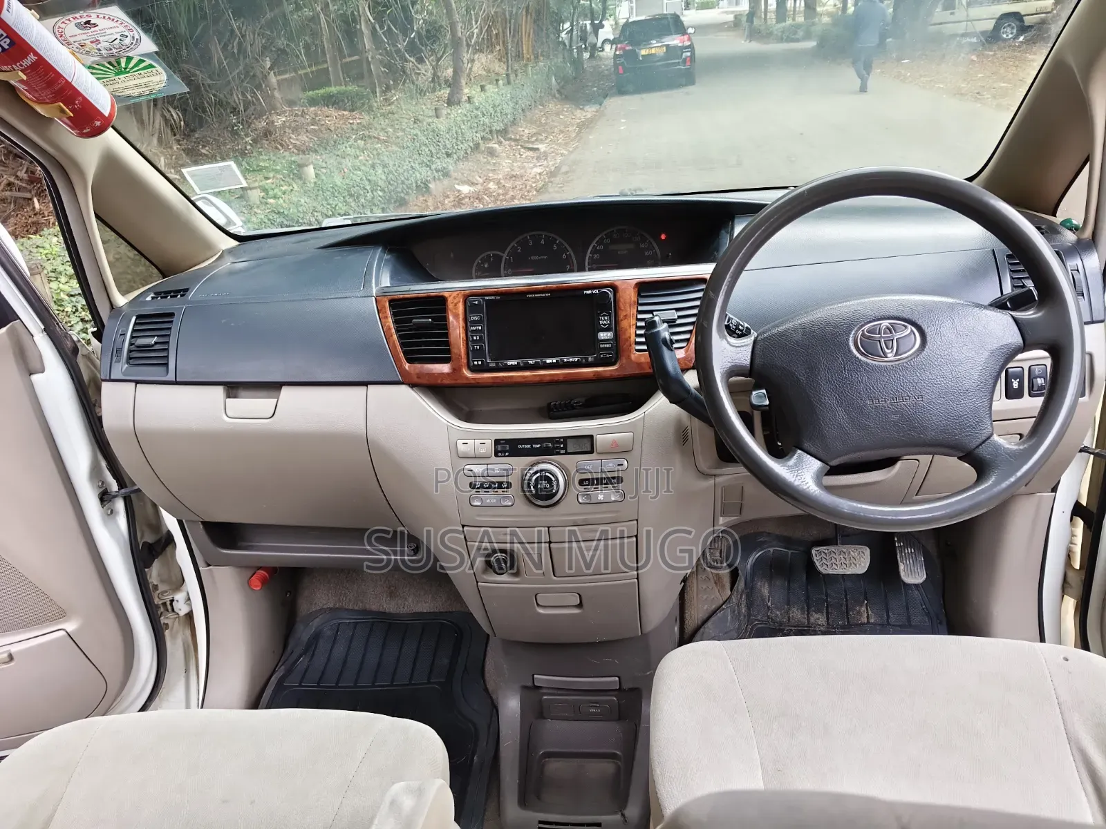 Toyota Noah 2007 White