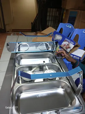 Rectangular Stainless Steel Triple-Tray Chafing Dish
