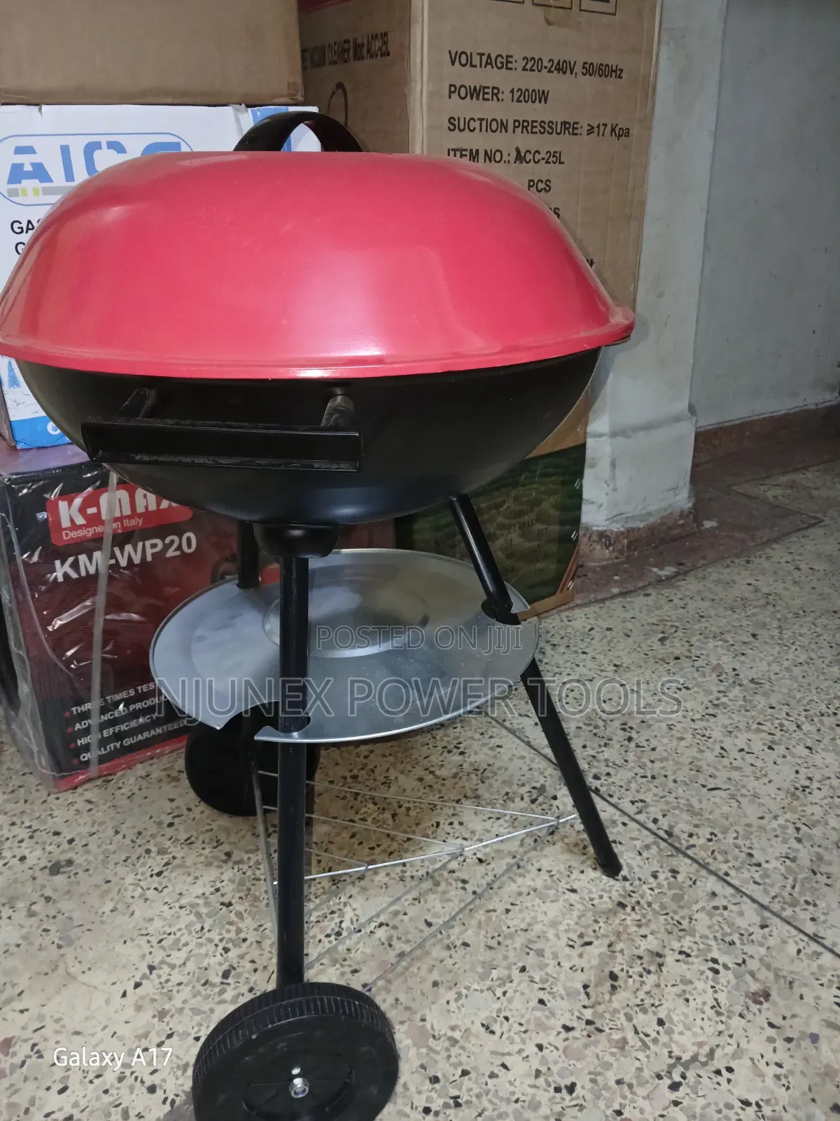 Portable 17-Inch Kettle Charcoal Barbecue Grill