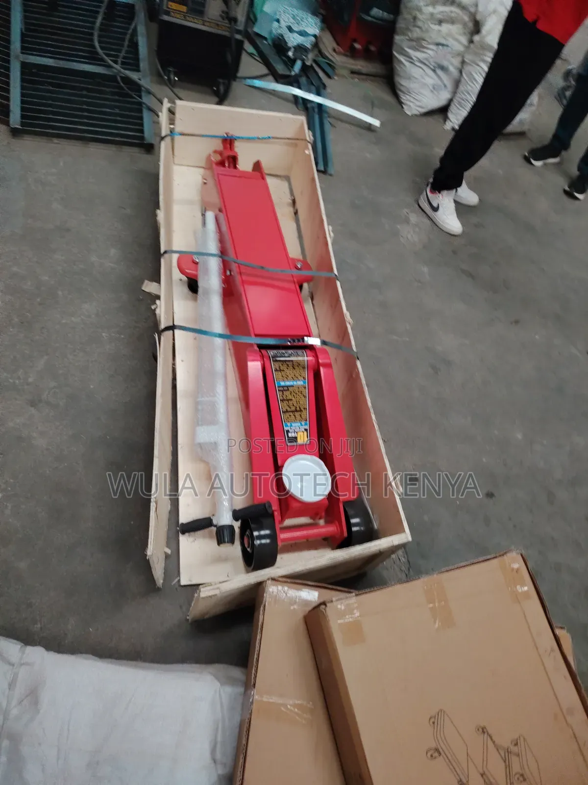Effortless Lifting System Heavy Duty 10tns Trolley Jack Sunshine Italy