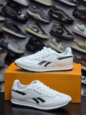 Reebok Jogger Sneakers