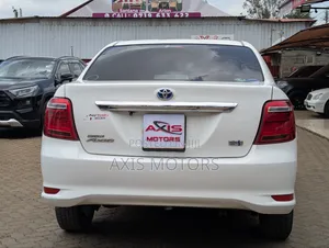 Toyota Axio 1.5 Hybrid 2WD 2019 White