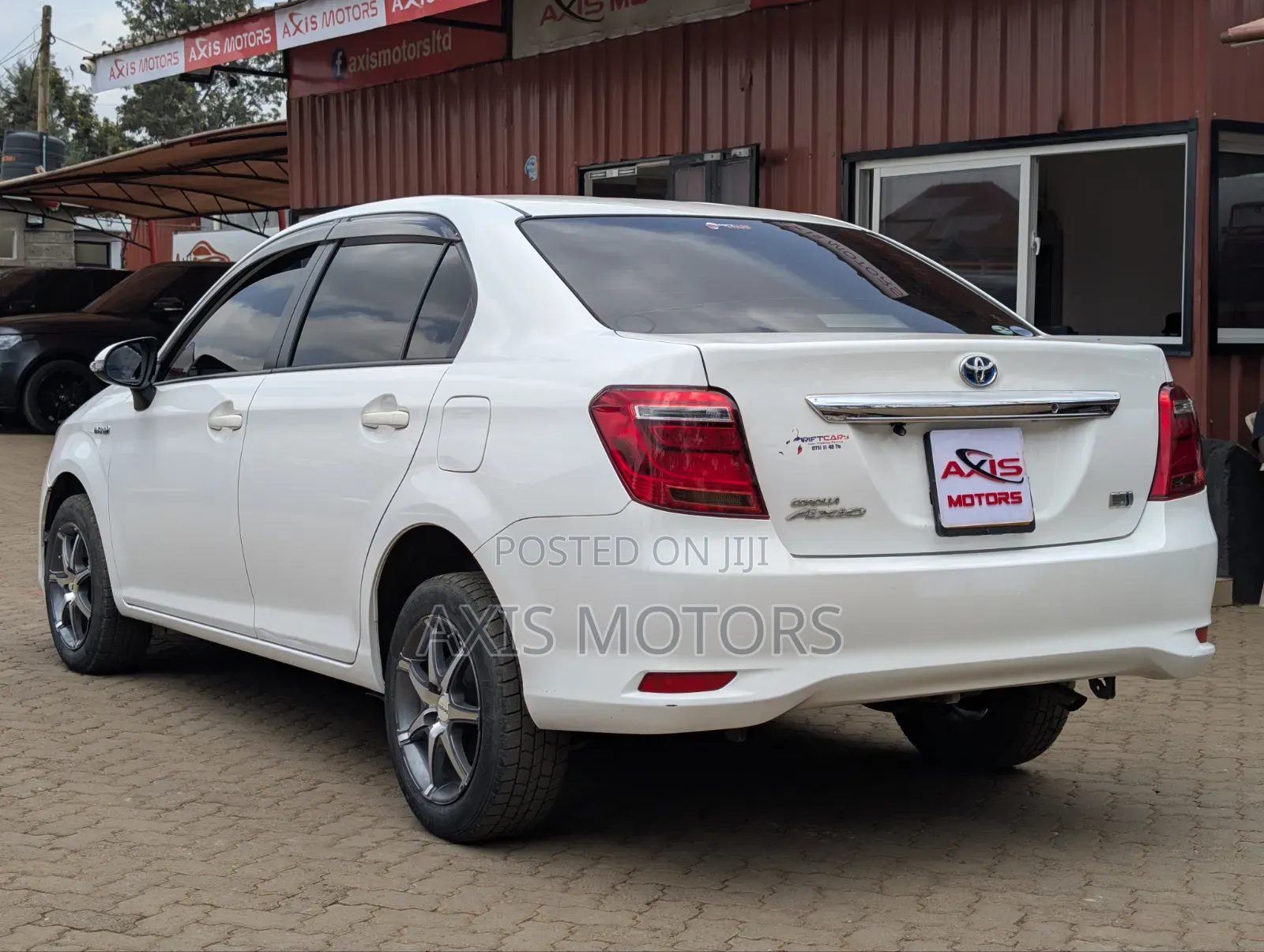 Toyota Axio 1.5 Hybrid 2WD 2019 White