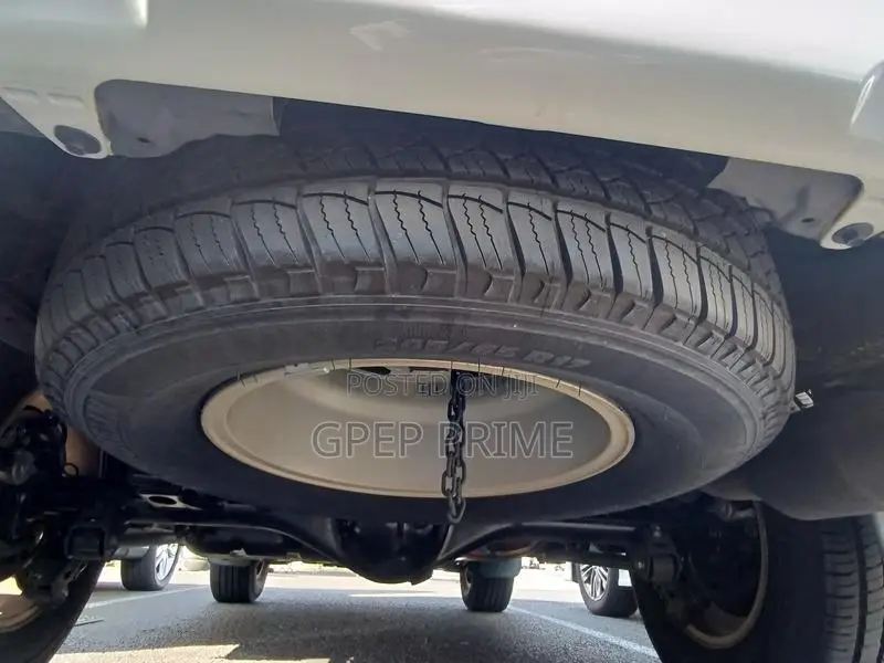 New Toyota Land Cruiser Prado 2.7 2019 White