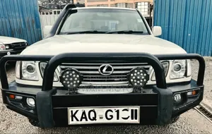 Lexus LX 570 2012 White