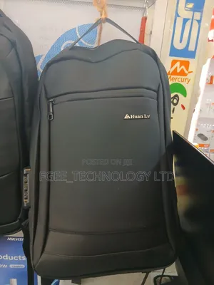 Huan Lv Classic Backpack