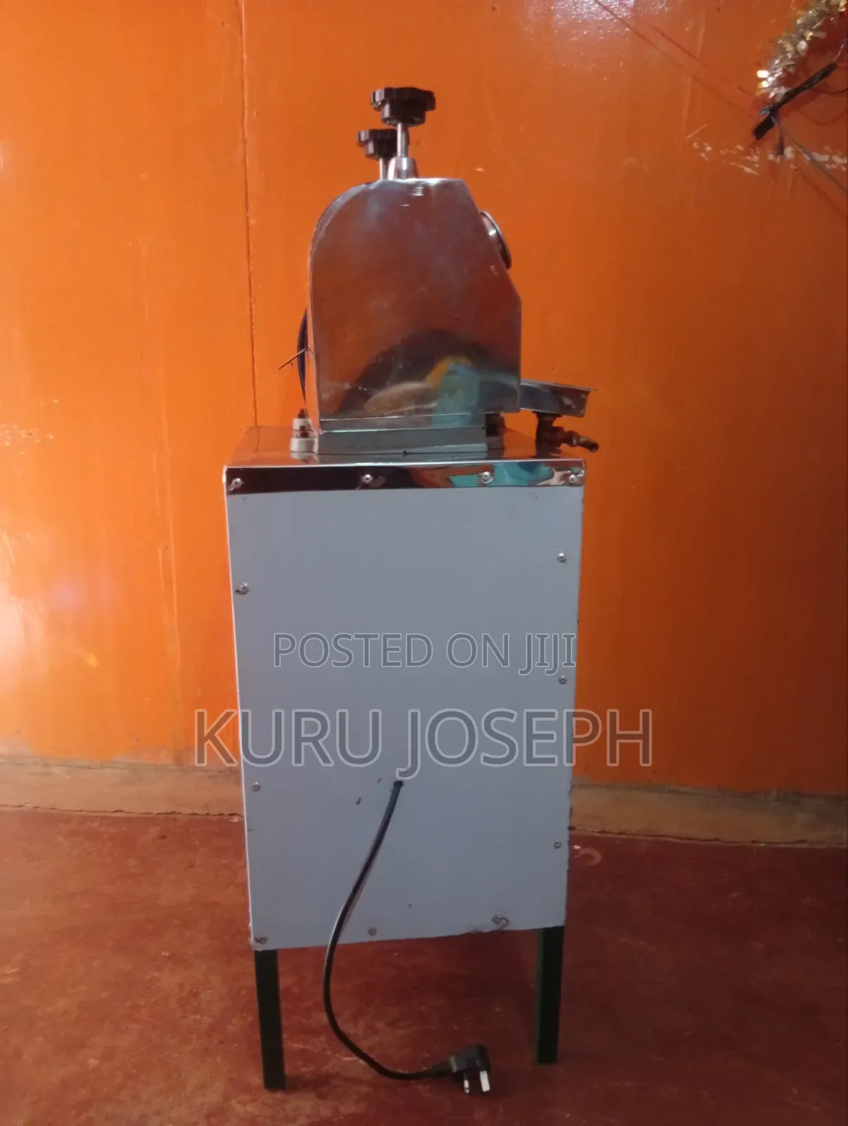 Electric and Manual Sugarcane Juicer