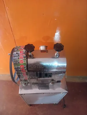 Electric and Manual Sugarcane Juicer