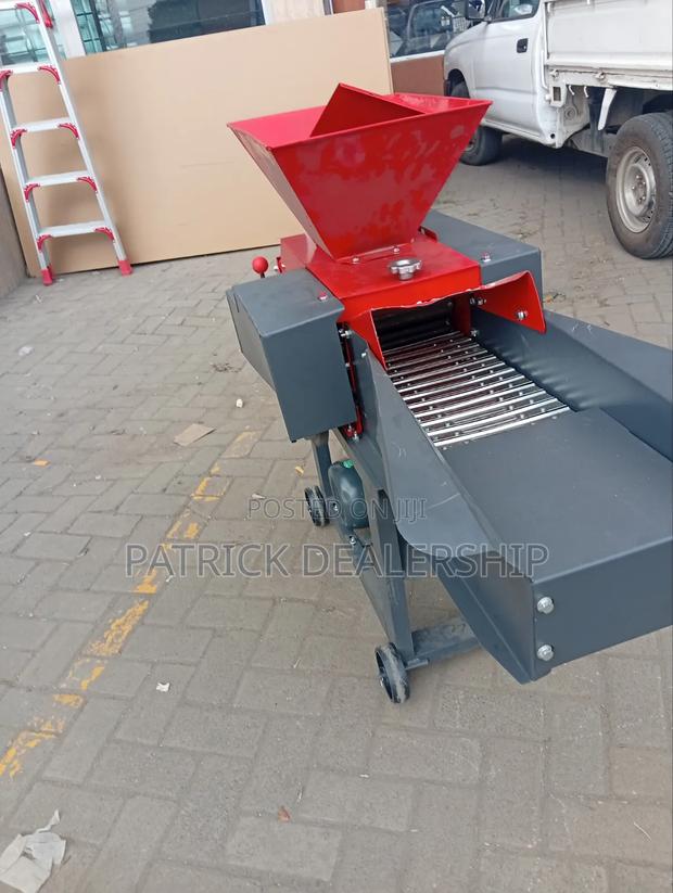 Electric and Gasoline Driven Chaff Cutter