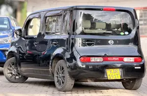 Nissan Cube 2017 Brown