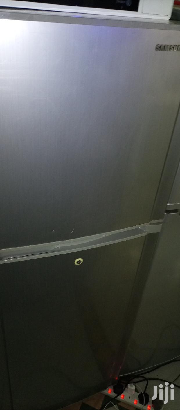 Samsung Fridge - thumbnail 2