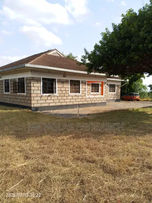 4bdrm Bungalow in Juno, Junction for sale
