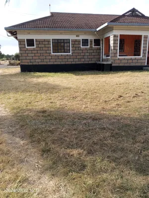 4bdrm Bungalow in Juno, Junction for sale