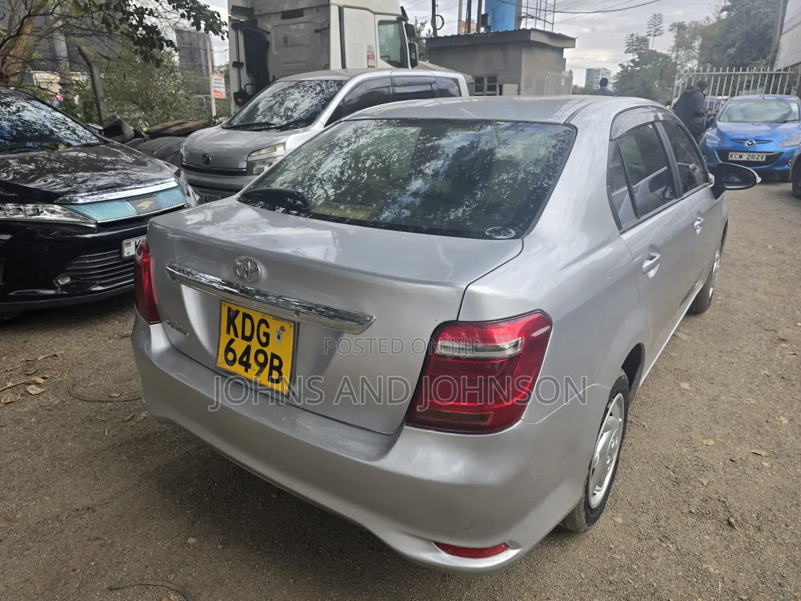 Toyota Axio 2015 Silver