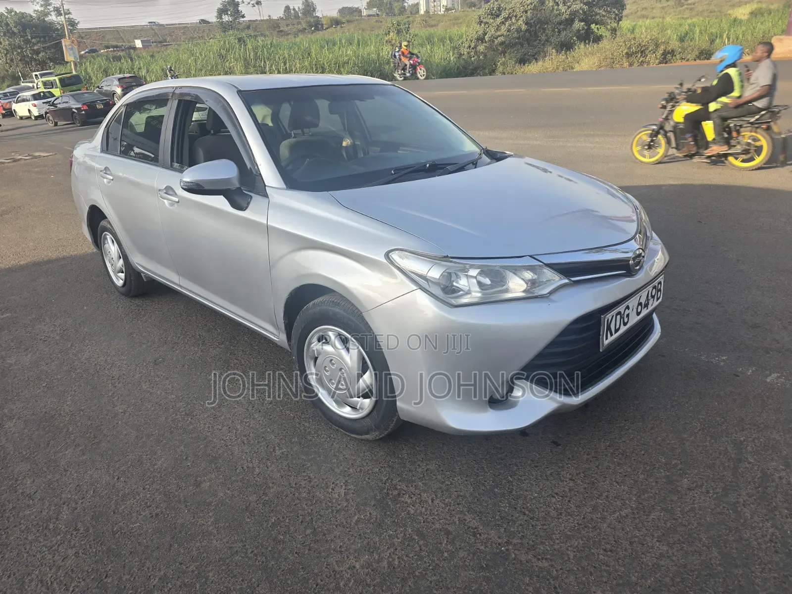 Toyota Axio 2015 Silver