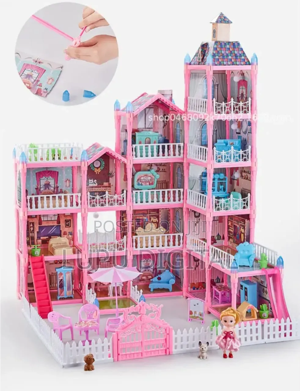 379 Pieces Doll House