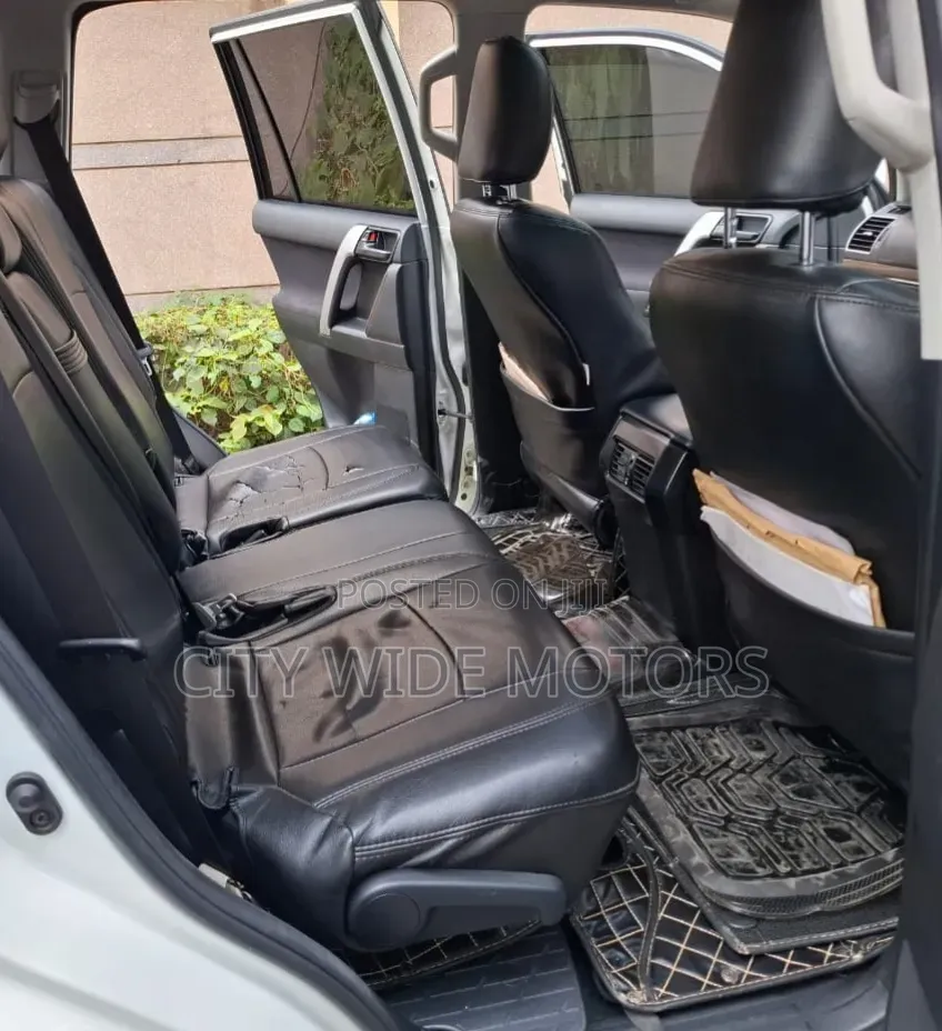 Toyota Land Cruiser Prado 2.8 2018 White