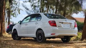Toyota Axio 1.5 G 4WD 2019 White