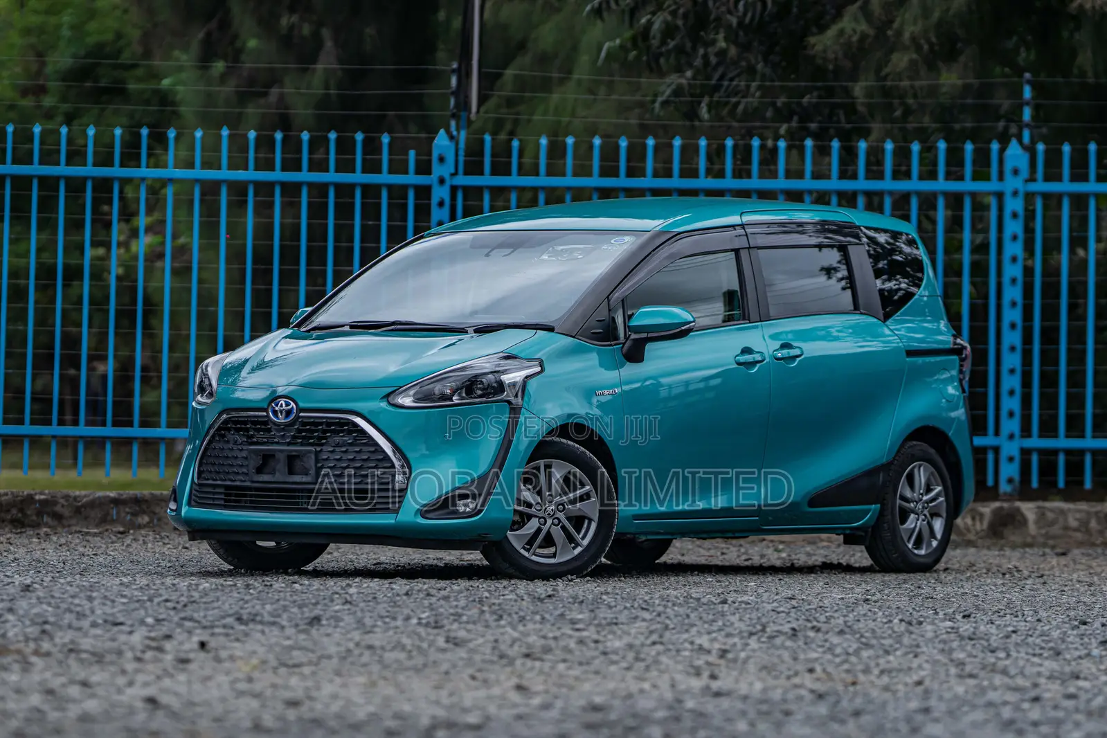 Toyota Sienta 1.5 FWD (6-seater) 2019 Green
