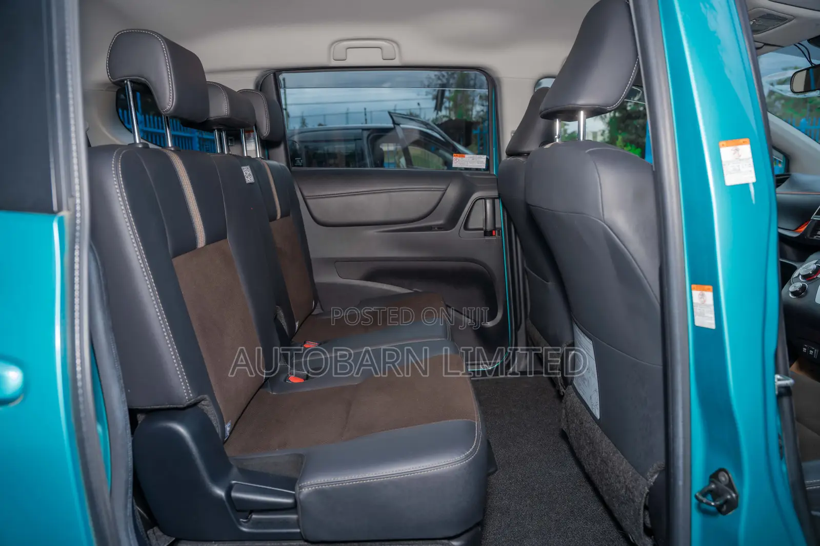 Toyota Sienta 1.5 FWD (6-seater) 2019 Green
