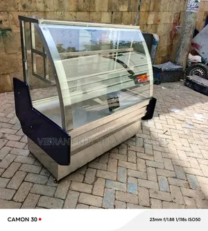 Commercial Cake Display With Freezer