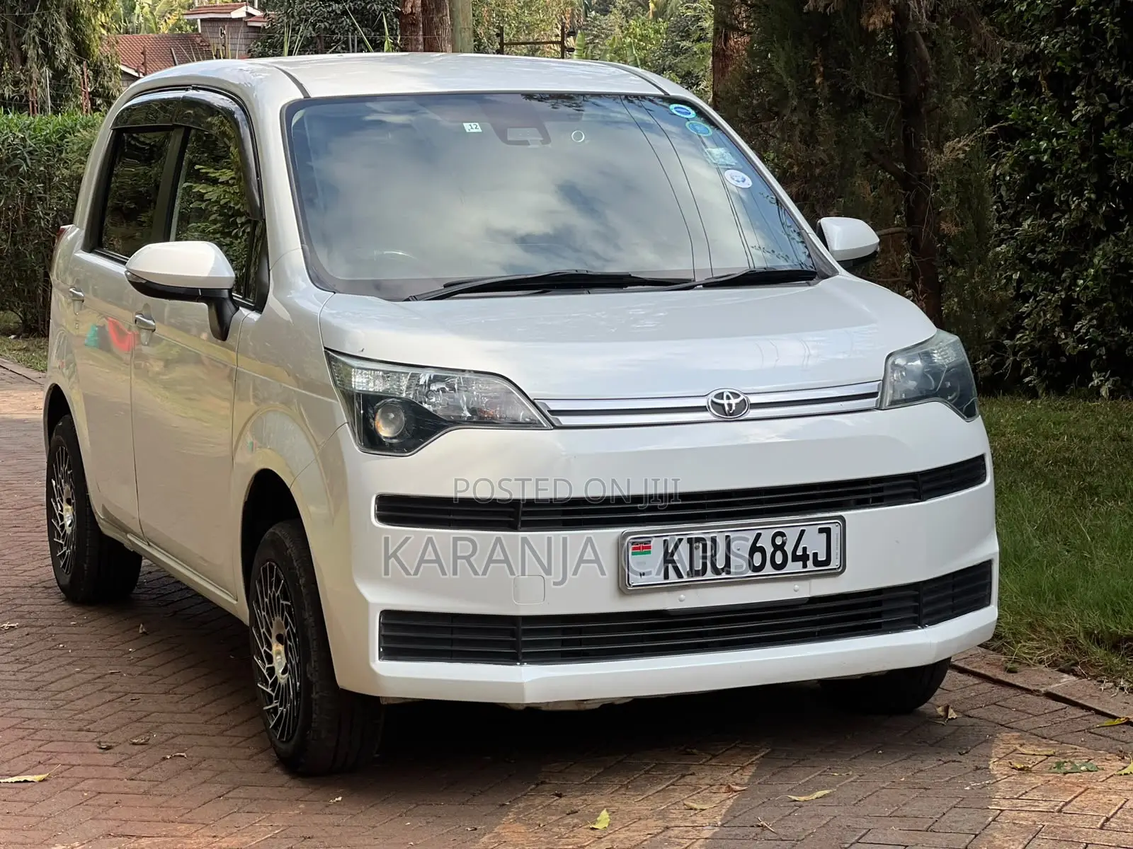 Toyota Spade 1.5 2019 White