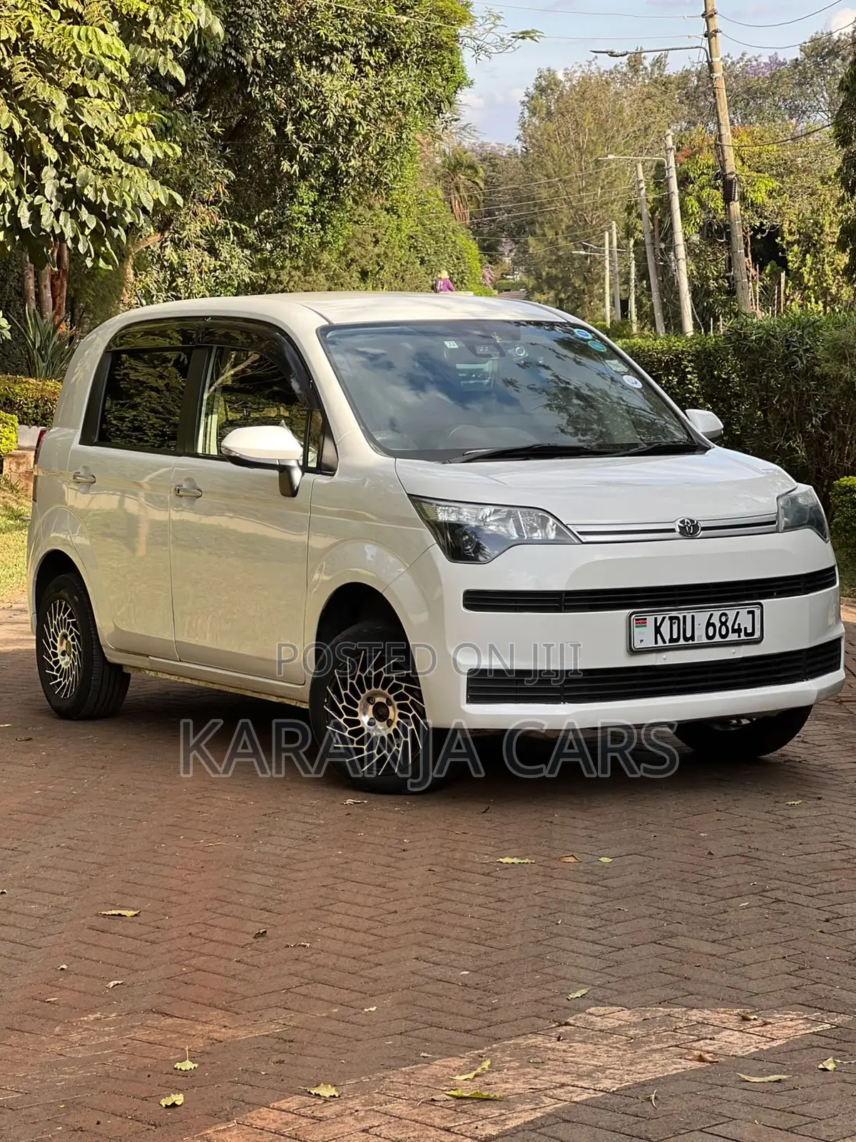 Toyota Spade 1.5 2019 White