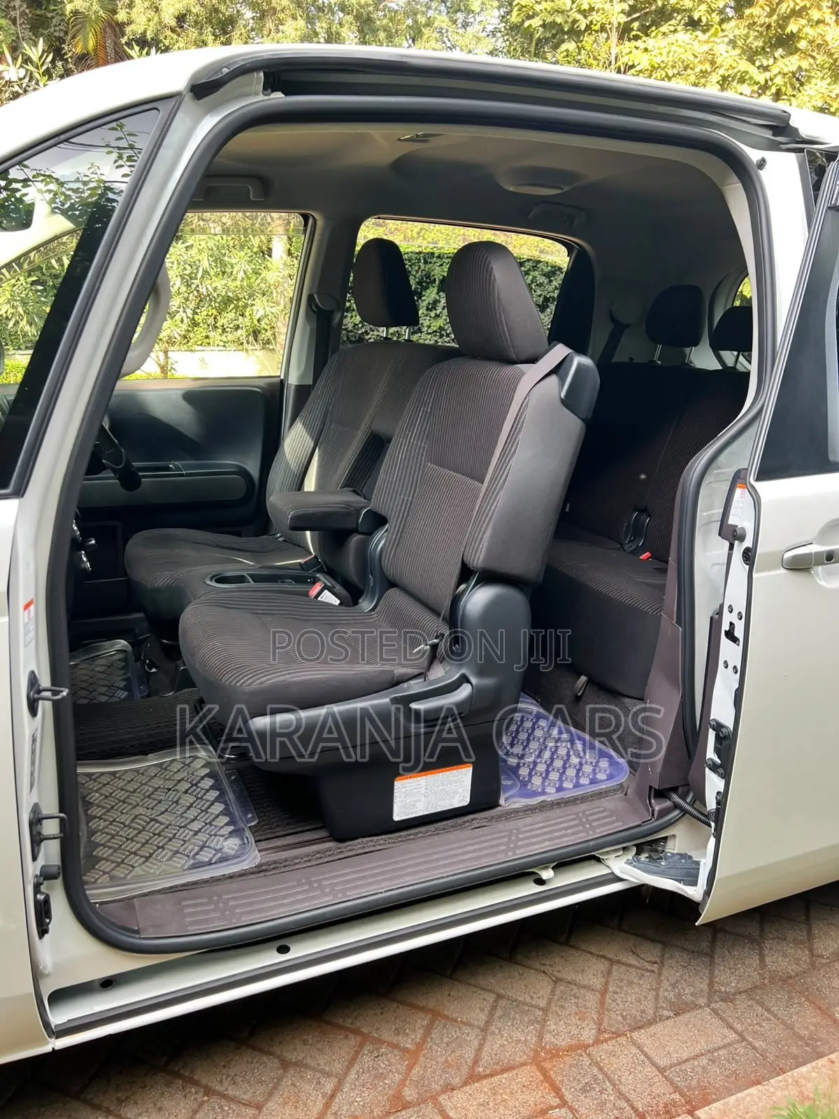 Toyota Spade 1.5 2019 White