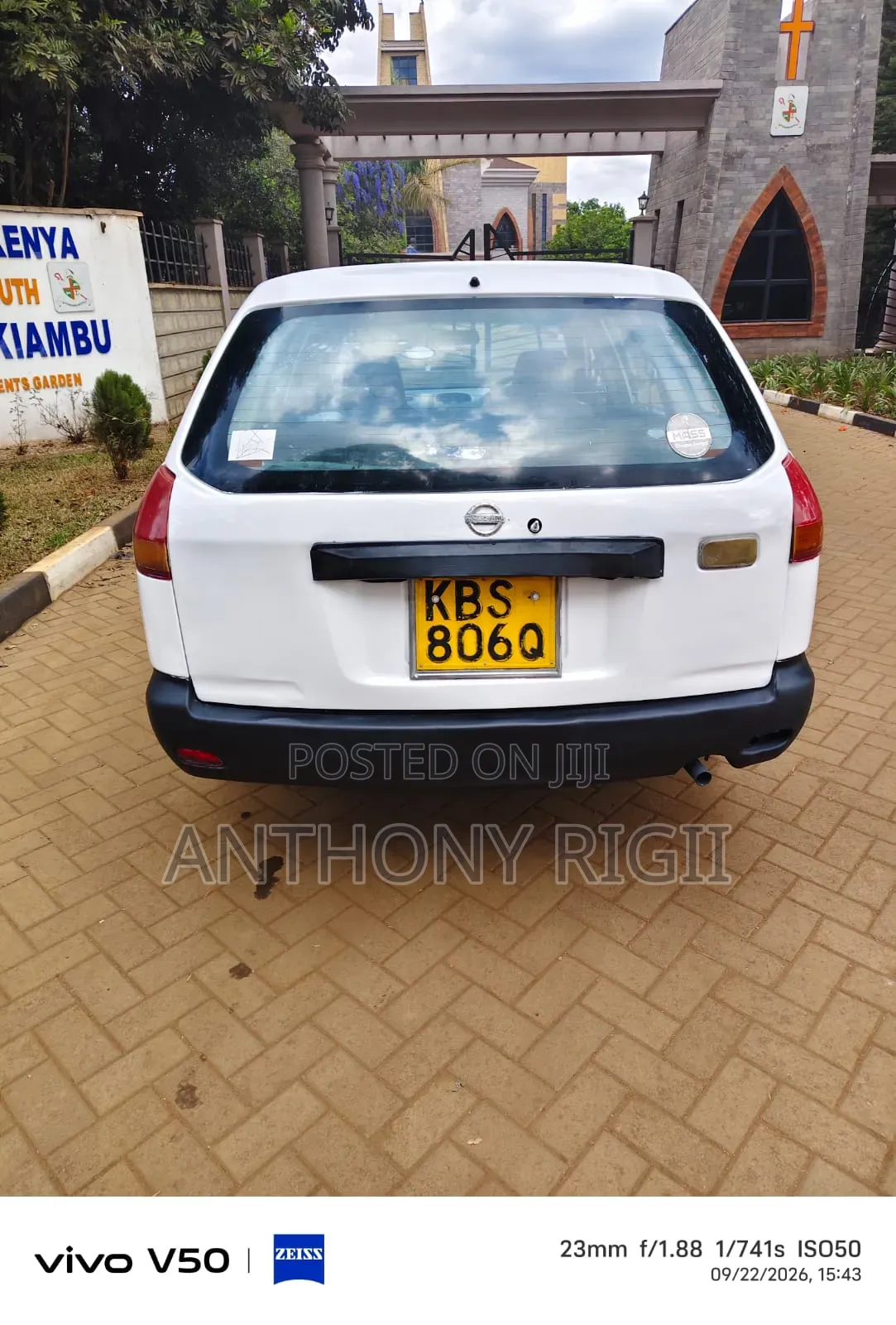Nissan Advan 2006 White