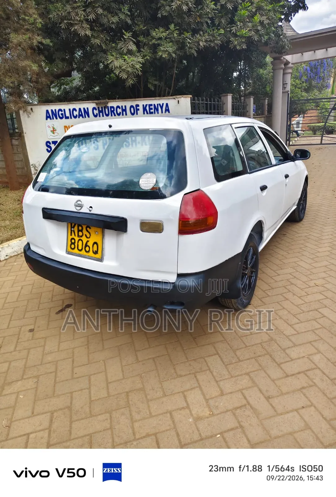 Nissan Advan 2006 White