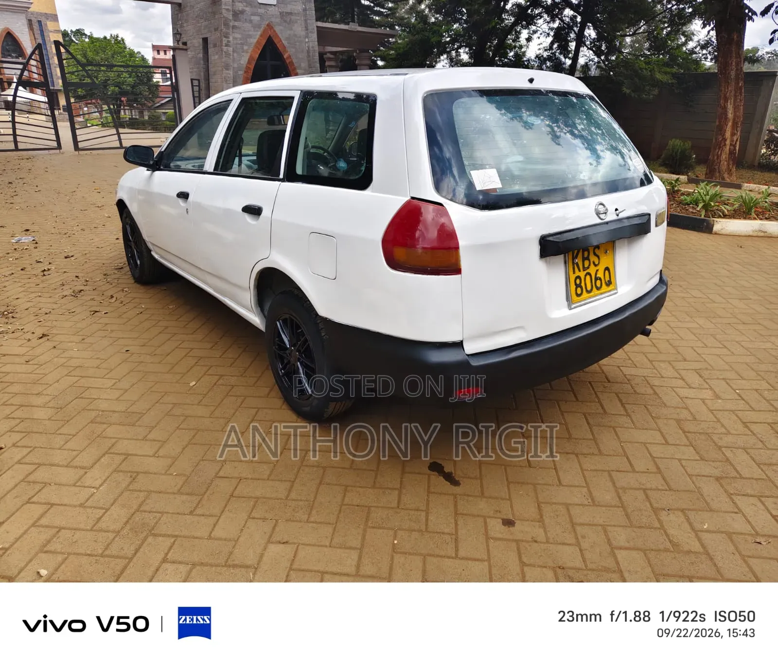 Nissan Advan 2006 White
