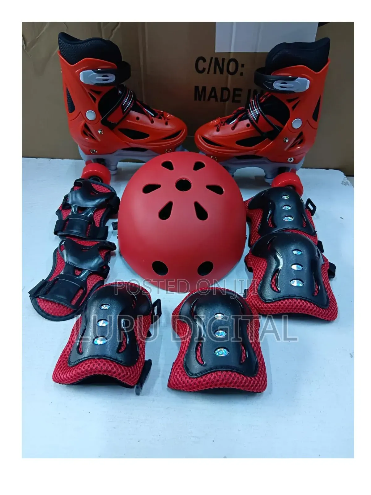 Quad Skate Shoes Available Size 31-34, 35-38, 39-42