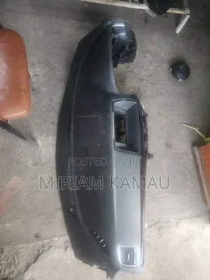 Dashboard Mazda Atenza 2012