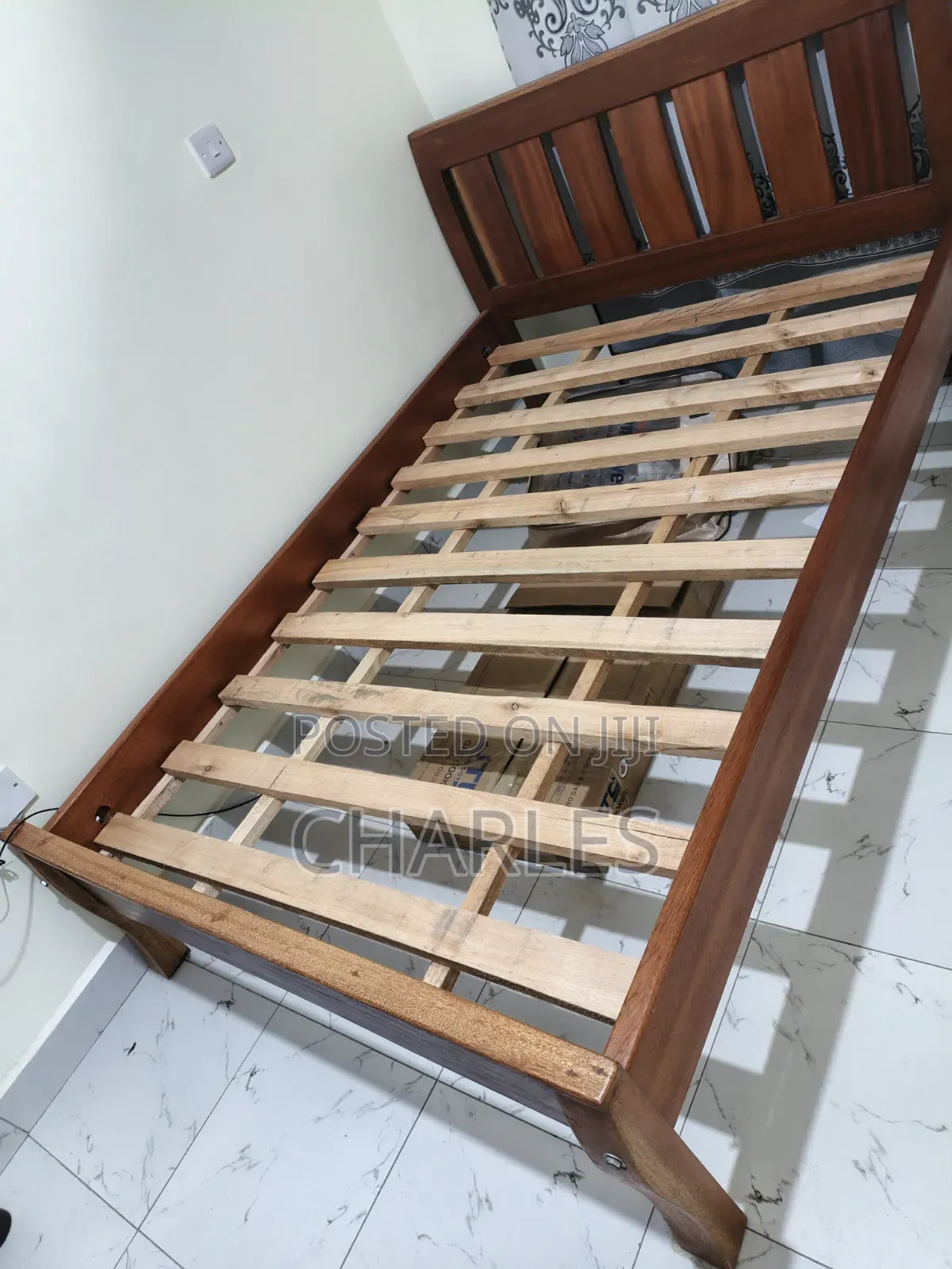 Mahogany 4×6 Bed