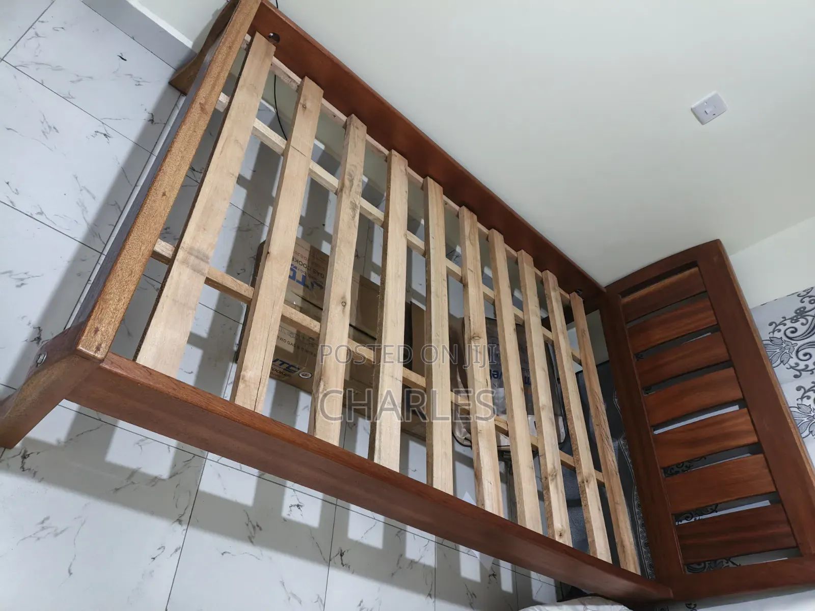 Mahogany 4×6 Bed
