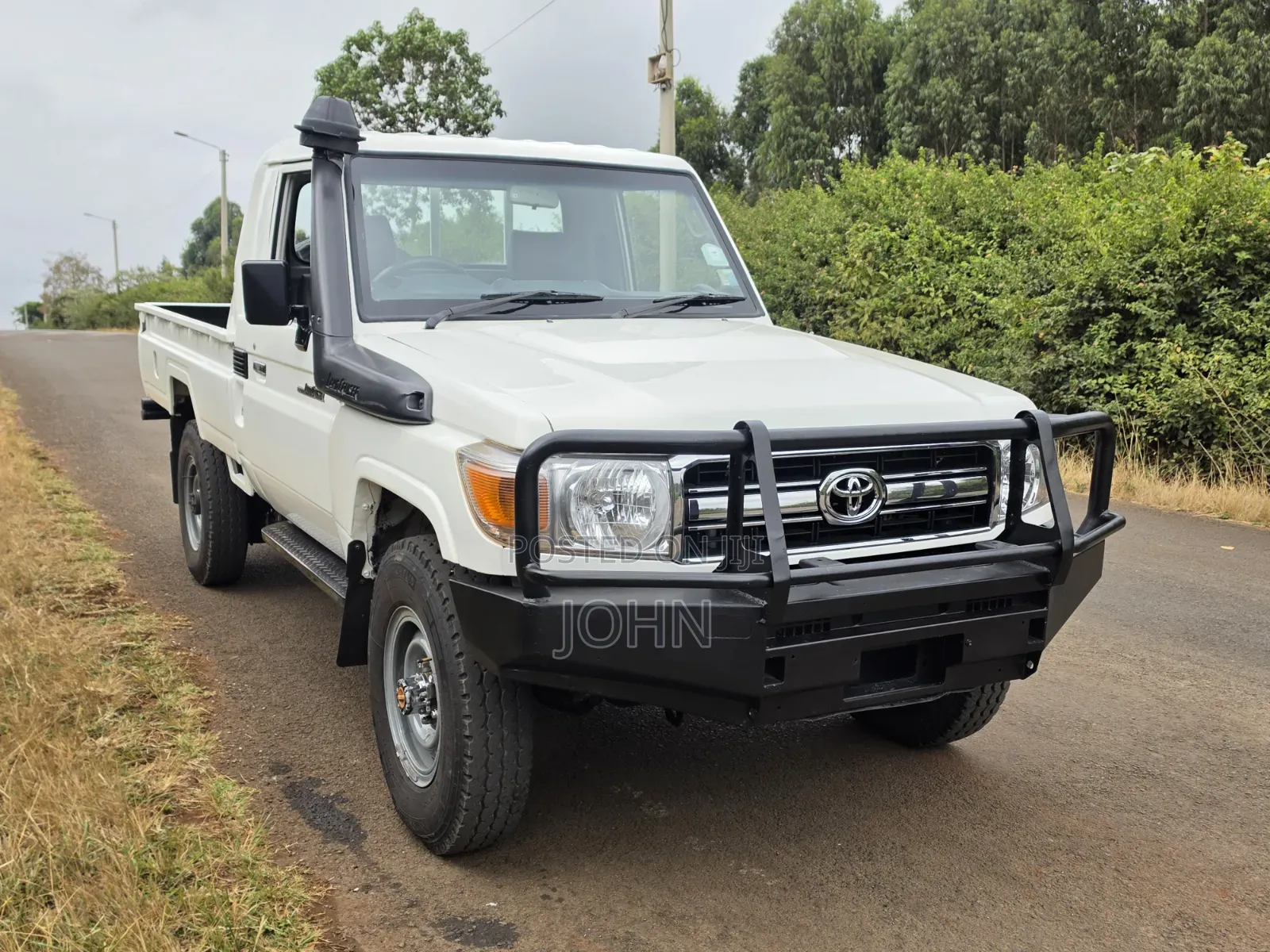 Toyota Land Cruiser 79 Series 2018 Pearl