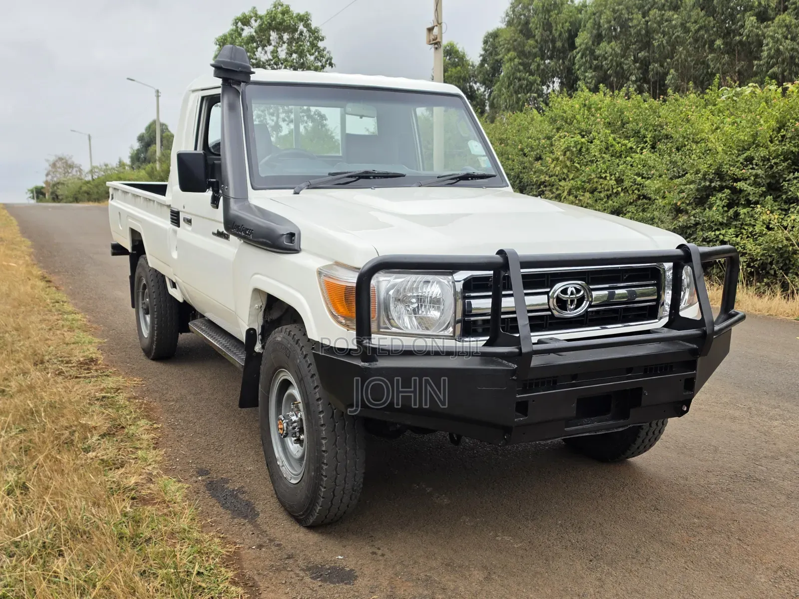Toyota Land Cruiser 79 Series 2018 Pearl
