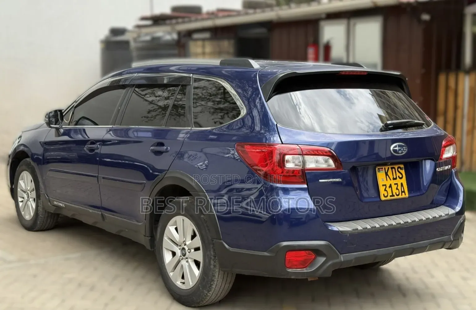 Subaru Outback 2017 Blue