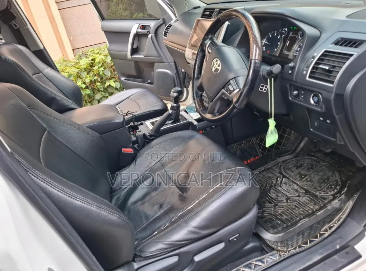 Toyota Land Cruiser Prado 2018