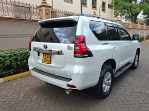 Toyota Land Cruiser Prado 2018