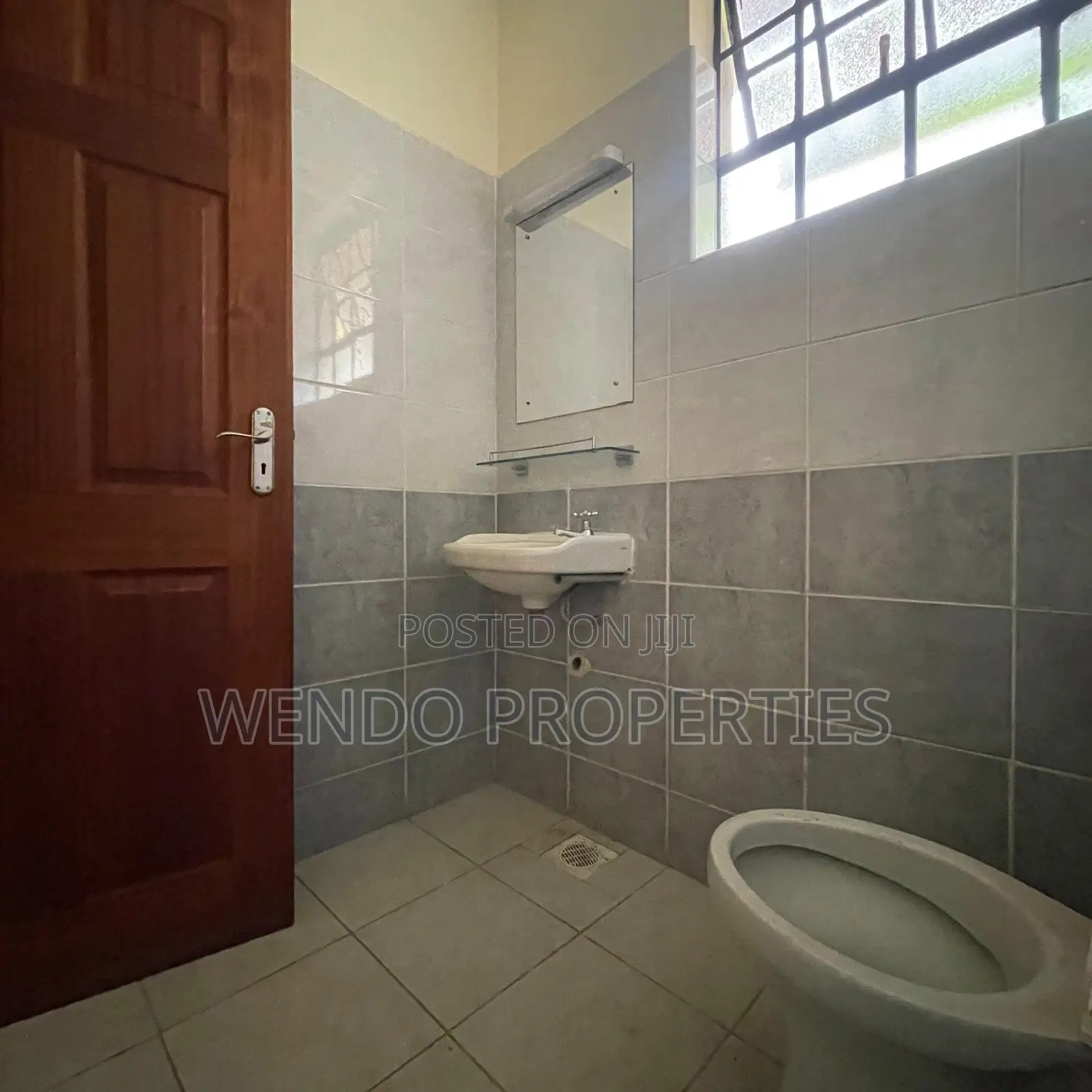 3bdrm Apartment in Valley Arcade for rent