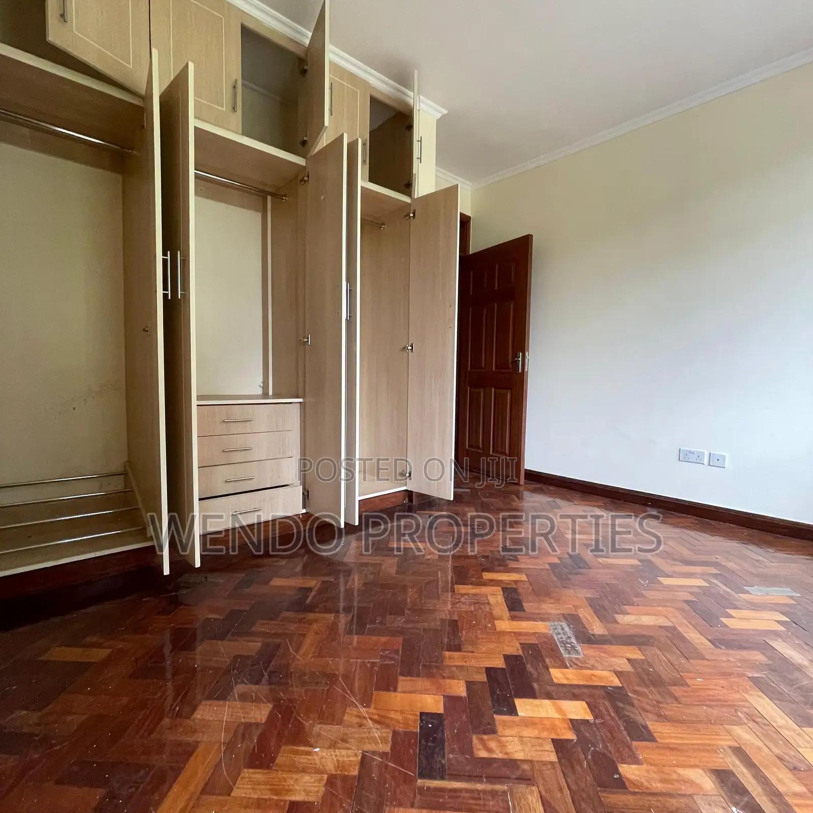3bdrm Apartment in Valley Arcade for rent