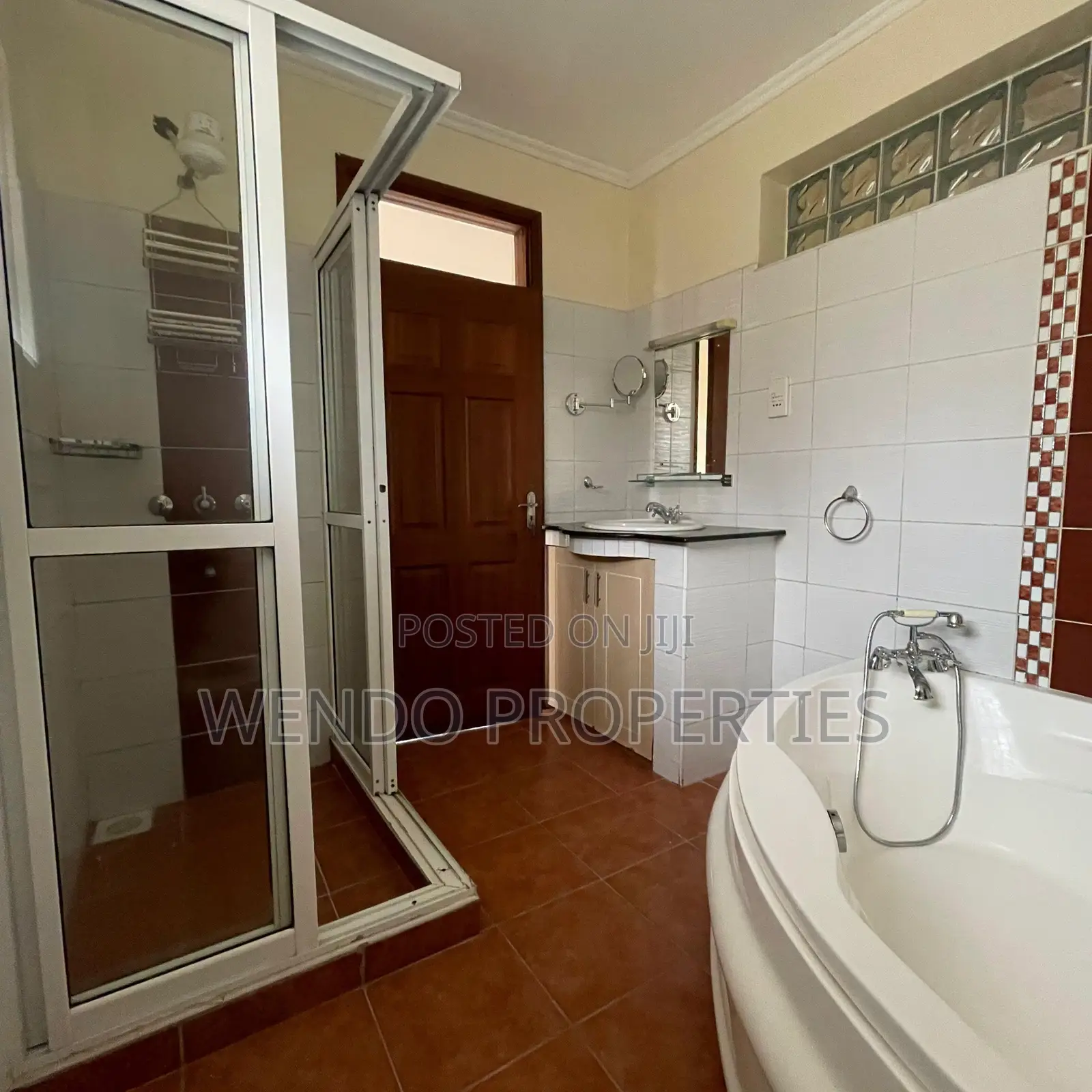3bdrm Apartment in Valley Arcade for rent