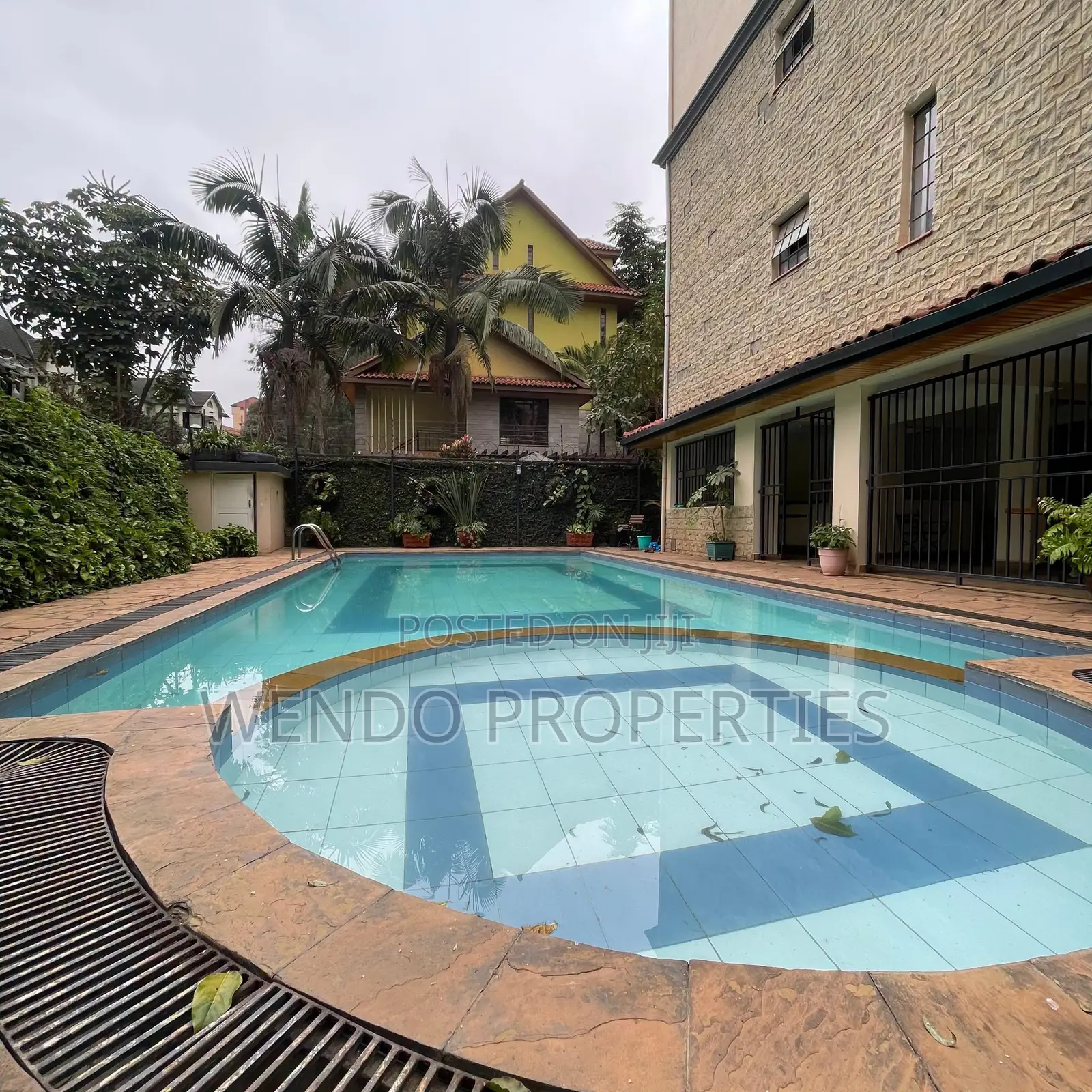 3bdrm Apartment in Valley Arcade for rent