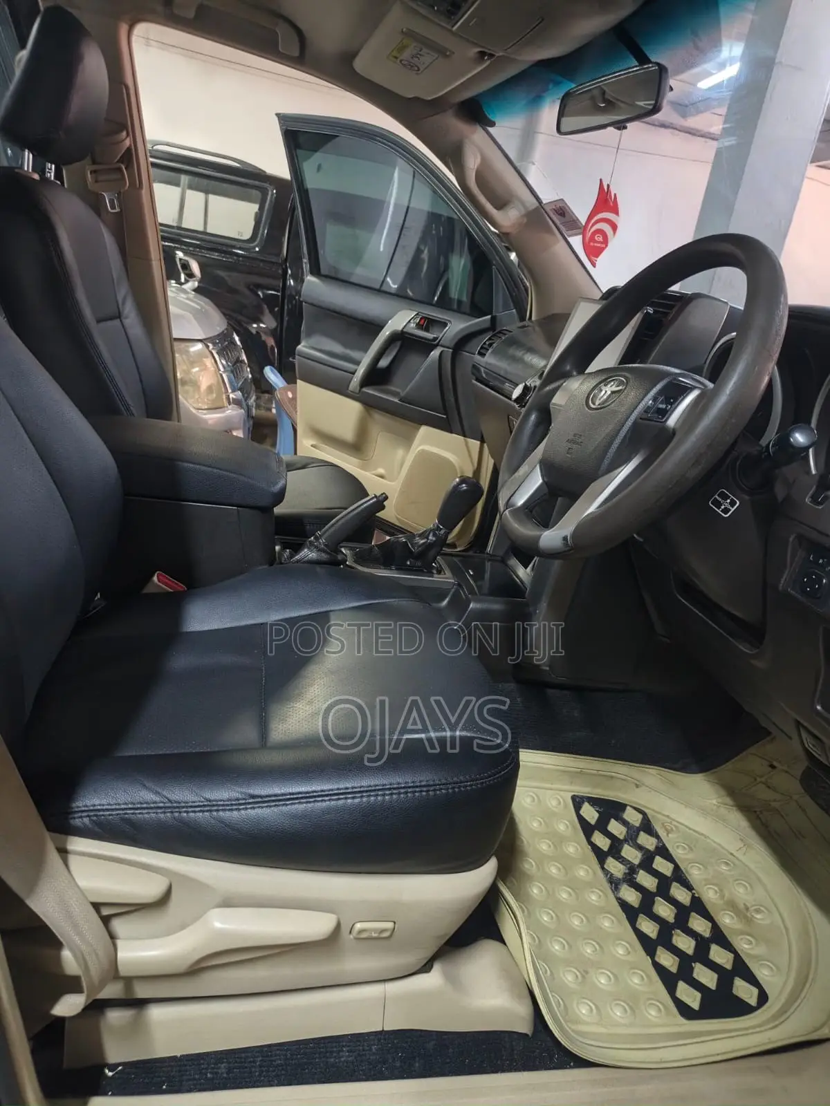 Toyota Land Cruiser Prado 2013 Black