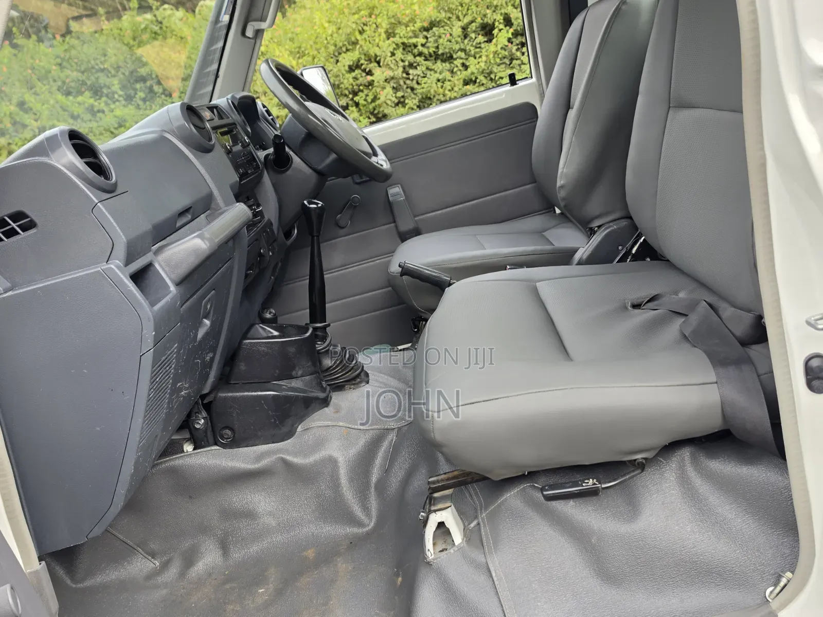 Toyota Land Cruiser 79 Series 2017 White